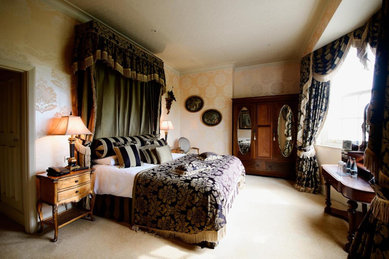 Ye Olde Bell Hotel & Spa Retford Dış mekan fotoğraf