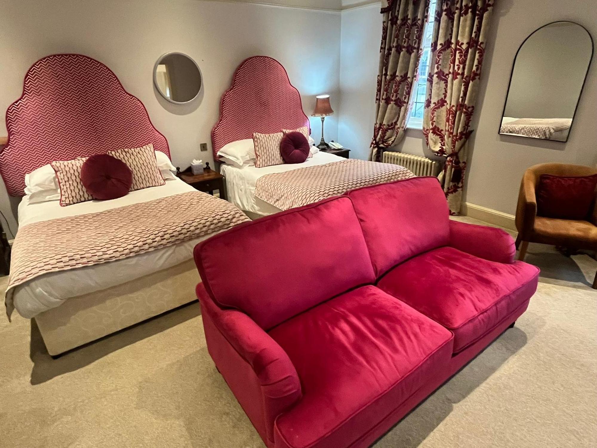 Ye Olde Bell Hotel & Spa Retford Dış mekan fotoğraf